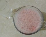 صورة لخطوة 1 من وصفة عصير الفراولة 🍓🍓