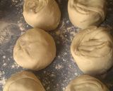 A picture of step 5 of Soft layerd Coconut chapati.