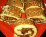 Foto langkah ke 10 dari resep Roti abon gulung.