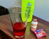 Foto langkah ke 2 dari resep Es Yakult Strawberry.