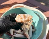 A picture of step 2 of Korean Marinated Raw Crabs.