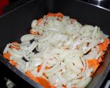 Foto del paso 3 de la receta: Osobuco con zanahoria, cebolla y tomate
