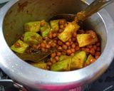 मसालेदार लौकी चना की सब्जी (lauki Chana ki sabji in Hindi) रेसिपी चरण 2 फोटो
