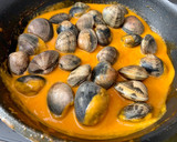 Foto del paso 3 de la receta: Almejas a la marinera gallega
