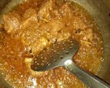 A picture of step 2 of Aloo goshat.