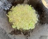Gambar langkah 3 resipi Sambal Garing Bilis dan Petola Ular.
