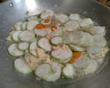 Foto langkah ke 6 dari resep Sup oyong bihun.