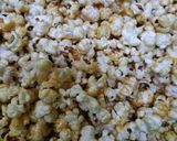 Foto langkah ke 7 dari resep Popcorn karamel by. Bubu.