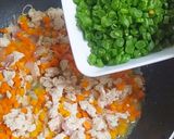 Foto langkah ke 1 dari resep Martabak Ayam Sayur.