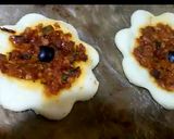Une image de l'étape 3 de Les plaques syriennes (pain garni de viande hachée).