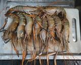 A picture of step 1 of Prawn Besaro.