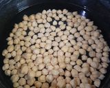 A picture of step 1 of Hummus.
