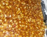 A picture of step 4 of Peanut chikki.