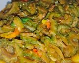 Foto langkah ke 5 dari resep Tumis Paria Kecap.