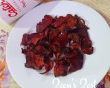 A picture of step 4 of Air Fryer Beetroot Chips.