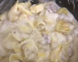 A picture of step 5 of Ham & Cheese Tortelloni.