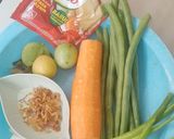 Foto langkah ke 2 dari resep Resep Ikan Cucut Bumbu Kuning Tanpa Santan.