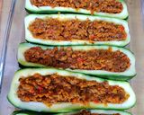 Foto del paso 5 de la receta: Zapallos italianos rellenos con carne ❤️