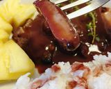 รูปขั้นตอนการทำที่ 3 ของ ข้าวหน้าสันคอหมูอบซอสไวน์แดง 🐷 🍷 / Baked pork shoulder in red wine sauce with rice 🐷 🍷
