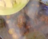Foto langkah ke 5 dari resep Semur Ayam Telur Kentang.