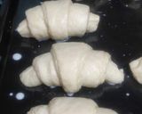 A picture of step 5 of Chocolate Croissant.