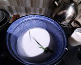 Foto langkah ke 2 dari resep Kolak pisang ubi.