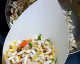 A picture of step 1 of Jalmuri kurmure mix (Bombay mix).