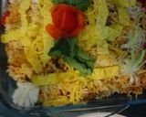 A picture of step 11 of Singaporean rice.