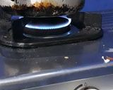 Foto langkah ke 3 dari resep Masak Nasi Dengab Panci Tanpa Magic Com, Hasilnya sama 😱.