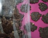 Foto langkah ke 5 dari resep Choco almond oat cookies.. garing.. renyah.. wangi.. #tanpatambahangula #tanpaoven #takaransendok.