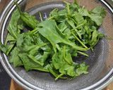A picture of step 1 of Healthy Spinach Paratha.