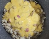 Foto del paso 6 de la receta: 🧀🔋Mac and cheese reloaded 🔋🧀Salsa de queso, salchicha y pepperoni para pastas