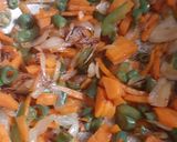 A picture of step 2 of Egg chowmein.