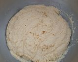 Une image de l'étape 2 de Harcha (galette de semoule).
