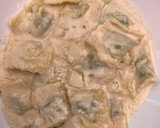 Foto del paso 3 de la receta: Tortellini con salsa de queso