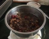 A picture of step 2 of Daal Bukhara.