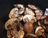 Foto del paso 2 de la receta: Champiñones con espinacas. 😍😋