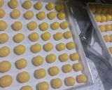 Foto langkah ke 4 dari resep Putri Salju Keju Lumer (Cheesy Snow Ball) ala Tintin Rayner.
