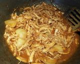 Foto langkah ke 4 dari resep Ayam Suwir Saus Tomat.