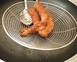A picture of step 8 of Dynamite Prawns.