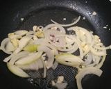 Foto langkah ke 2 dari resep Ayam Fillet Saus Mentega.