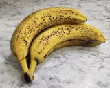 Foto del paso 1 de la receta: 🍌🍫 Budín de banana, avena, coco y chocolate. Postre frío sin harinas, sin azúcar añadido 🍫🍌