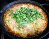Foto del paso 7 de la receta: Arroz Nomen con alas de pollo, bimi y alcachofas