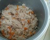 Hình bước làm 4 của món Cơm với cá ngừ đóng hộp
