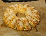 Burgonyás-fetás tésztakoszorú recept fázis 9 fotója