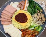 Foto langkah ke 1 dari resep Budae jjigae / korean army stew.
