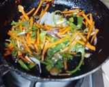 A picture of step 4 of Schezwan Chowmein.