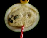 A picture of step 4 of Yellow Watermelon juice.