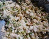 Foto del passaggio 2 della ricetta Polpette di zucchine e ricotta (o mozzarella)