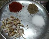 લસણ ની ચટણી (Lasan Chutney Recipe In Gujarati) રેસીપી સ્ટેપ1ફોટો